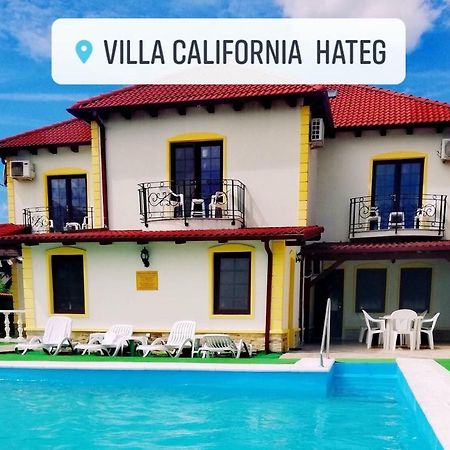 Villa California Haţeg 외부 사진